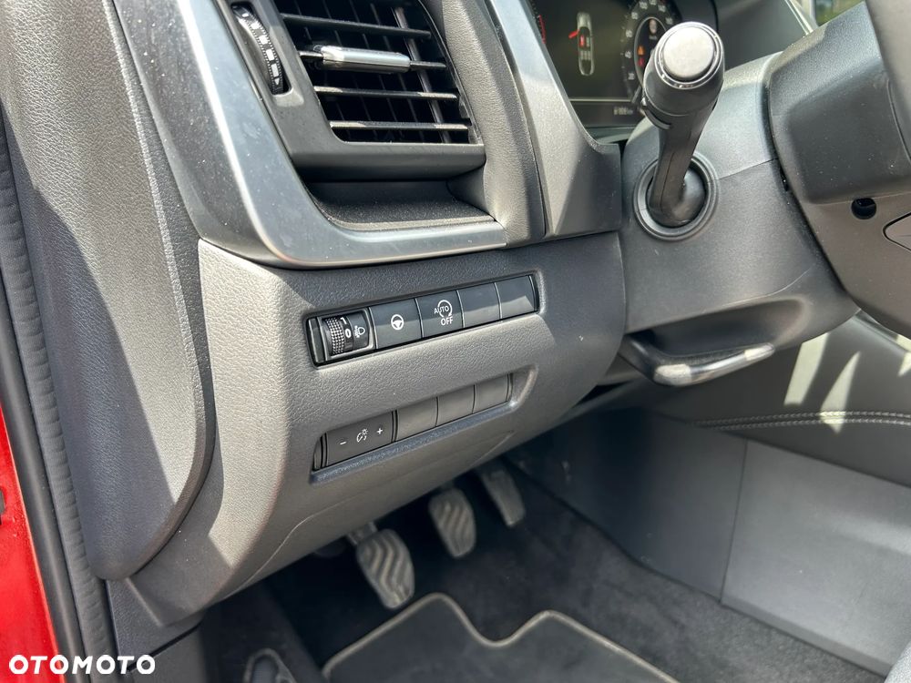 Nissan Qashqai 1.3 DIG-T MHEV N-Connecta - 8