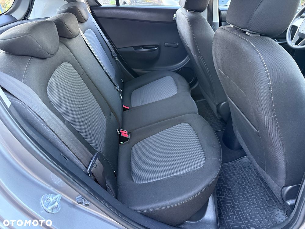 Hyundai i20 1.2 Classic - 33