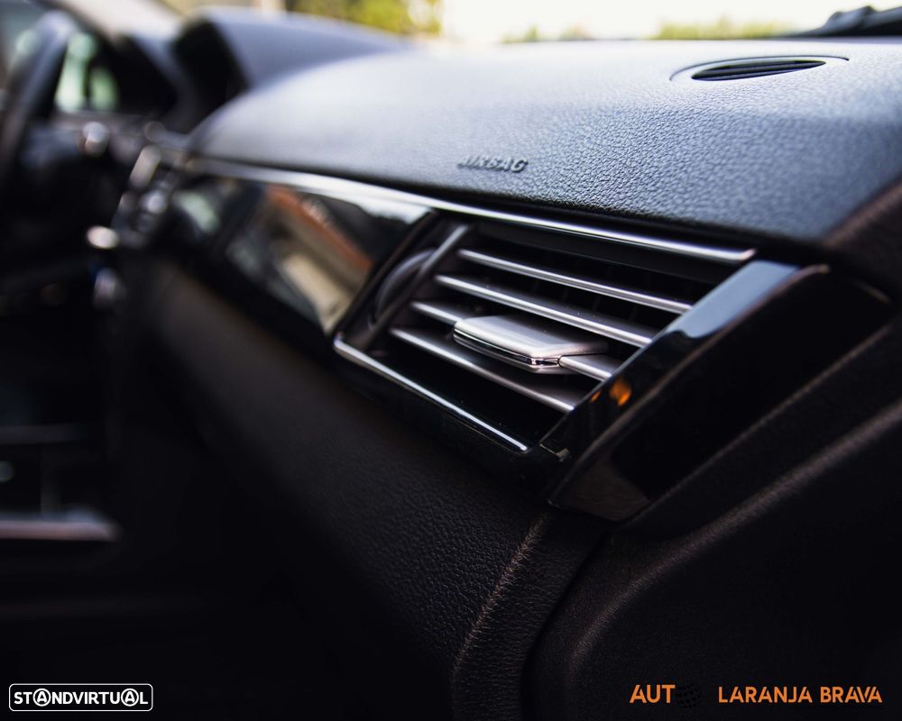 Mercedes-Benz E 250 CDi Avantgarde BlueEfficiency Auto. - 23