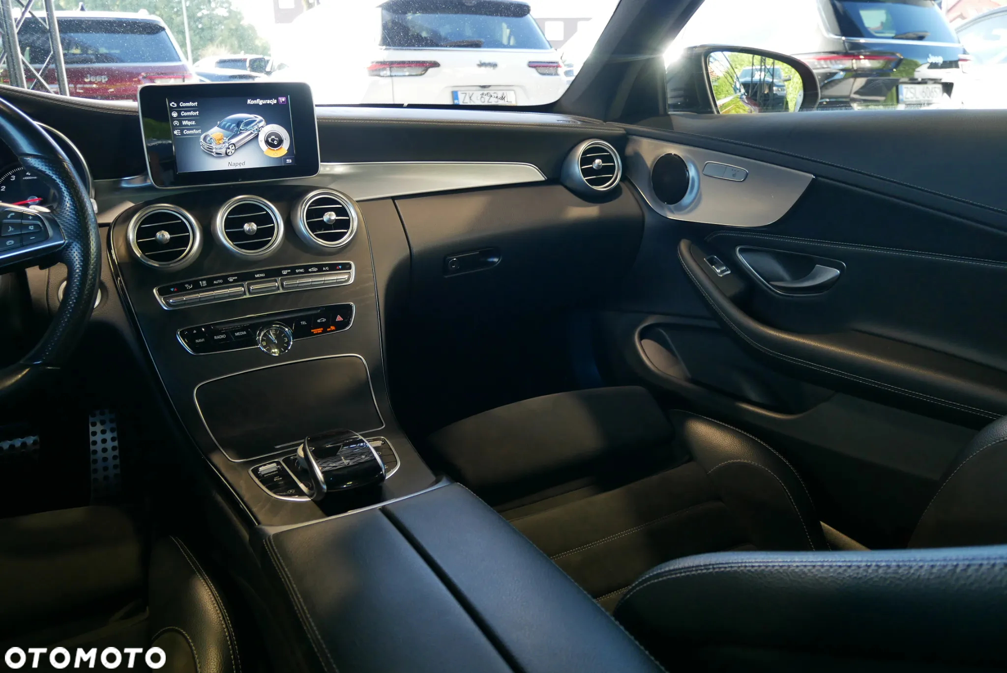 Mercedes-Benz Klasa C 200 4-Matic 9G-TRONIC - 17