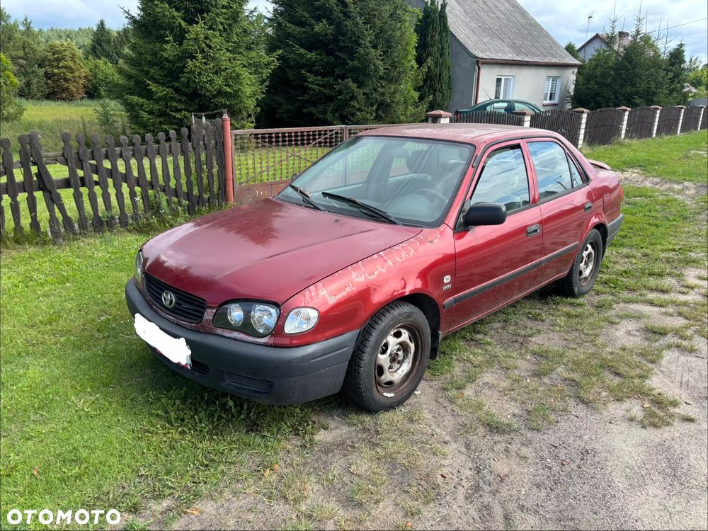 Toyota Corolla - 1