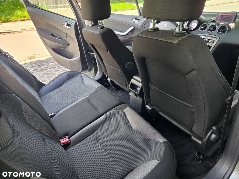Peugeot 308 120 VTi Millesim 200 - 15