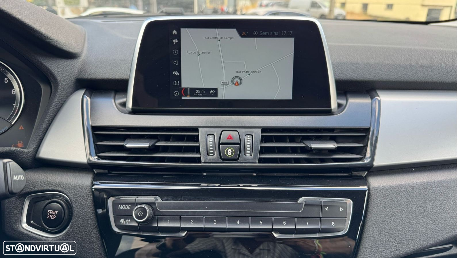 BMW 225xe Active Tourer - 13