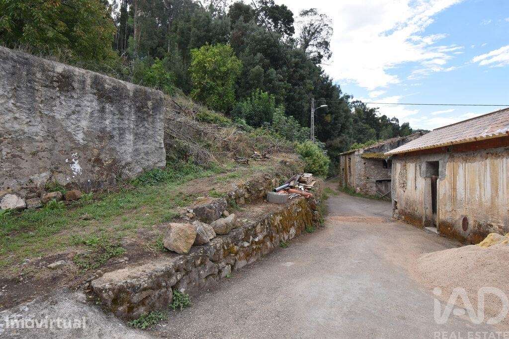Casa / Villa T4 em Vila Nova de 272 m2 - Grande imagem: 2/40