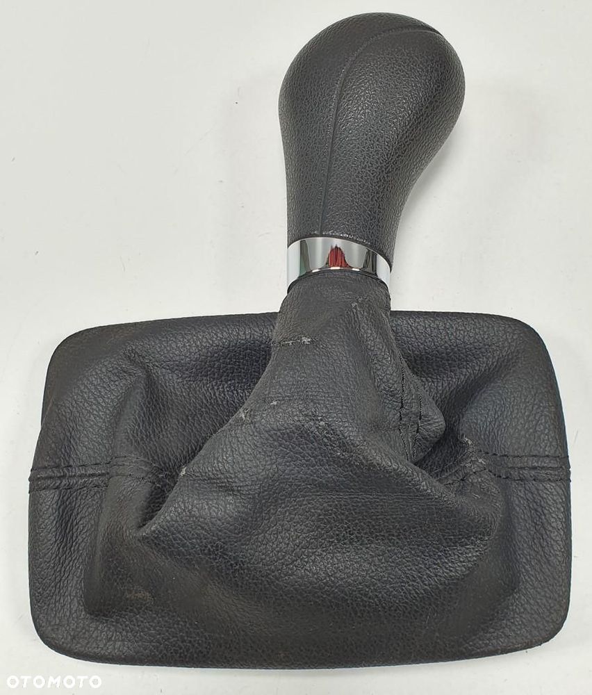 GAŁKA MIESZEK BIEGÓW MERCEDES W204 A2042672710 - 2