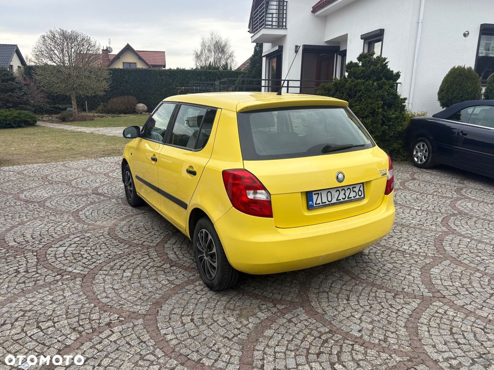 Skoda Fabia 1.2 HTP FAMILY - 6