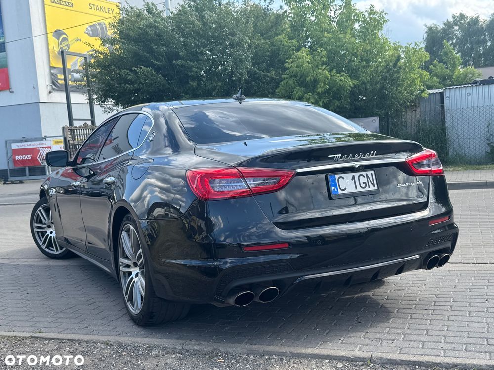 Maserati Quattroporte Q4 GranSport S - 10