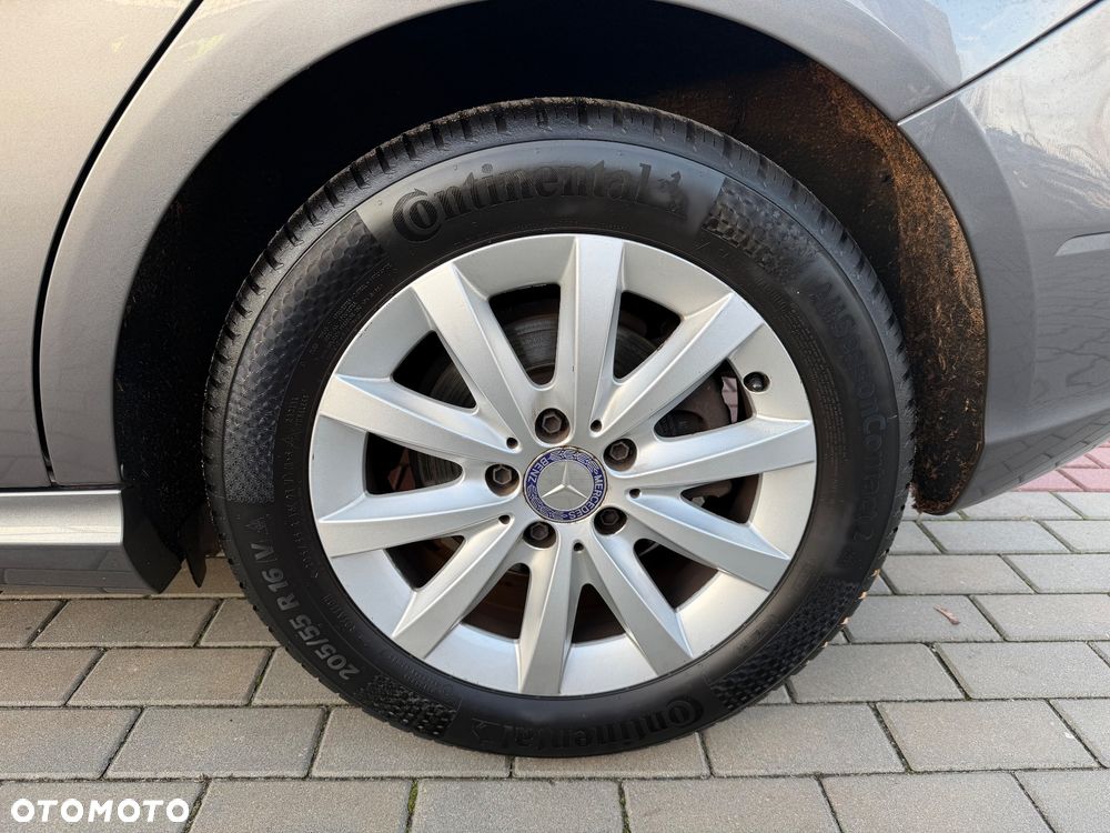 Mercedes-Benz Klasa B 180 BlueEFFICIENCY Edition - 15