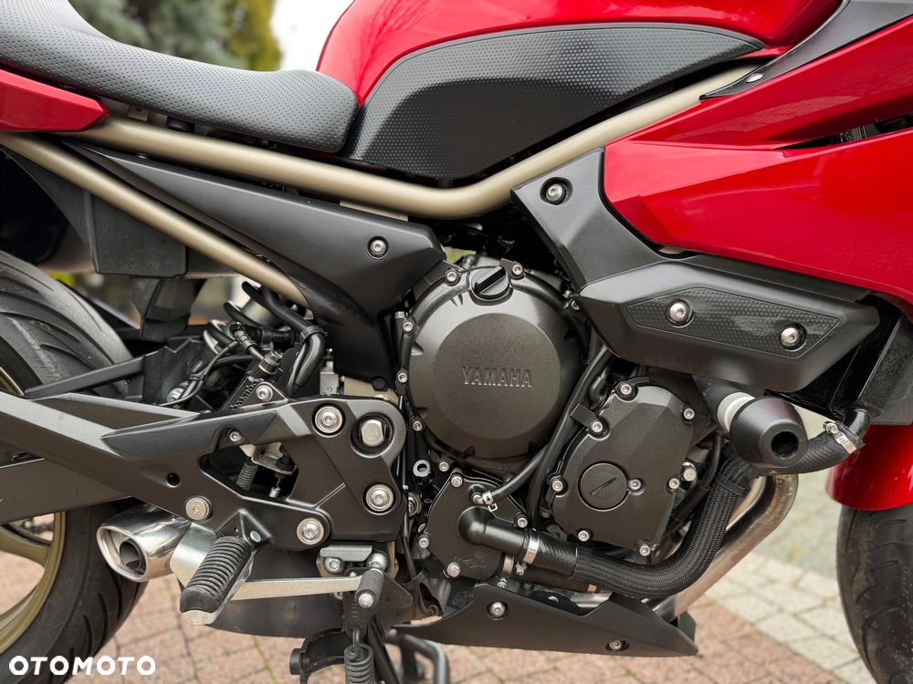 Yamaha XJ - 9