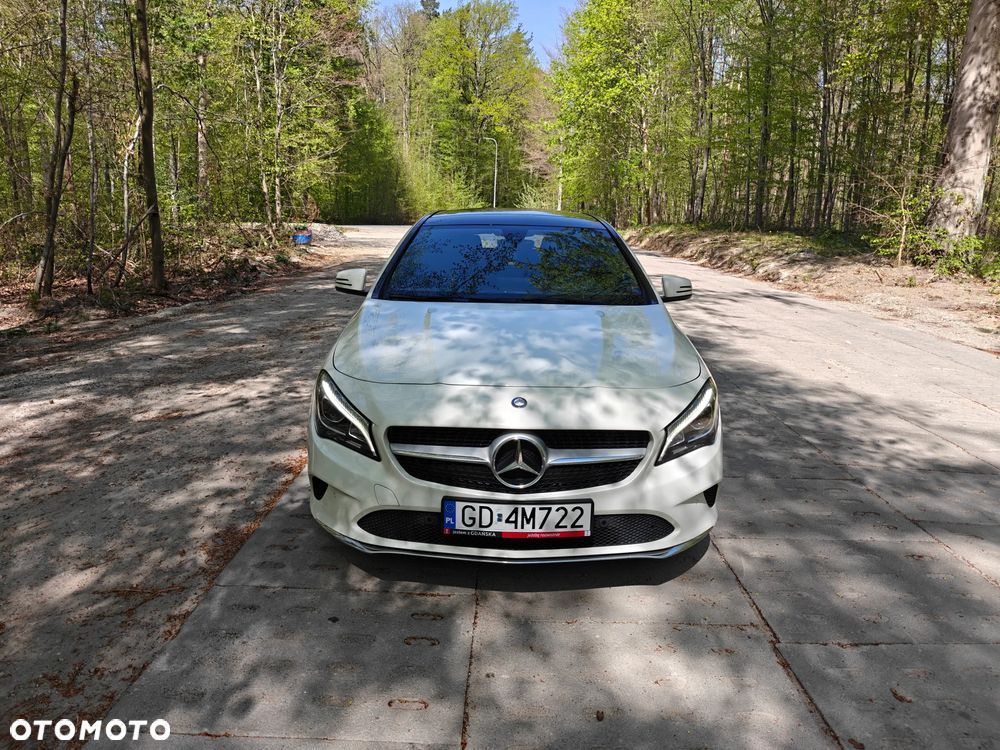 Mercedes-Benz CLA - 11