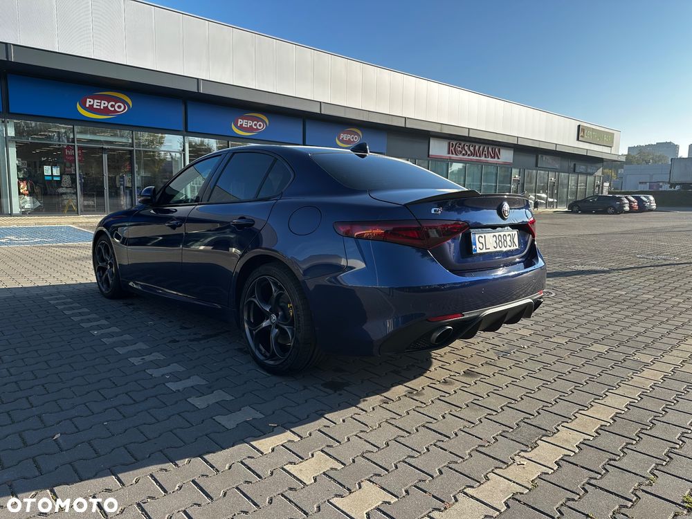 Alfa Romeo Giulia - 4