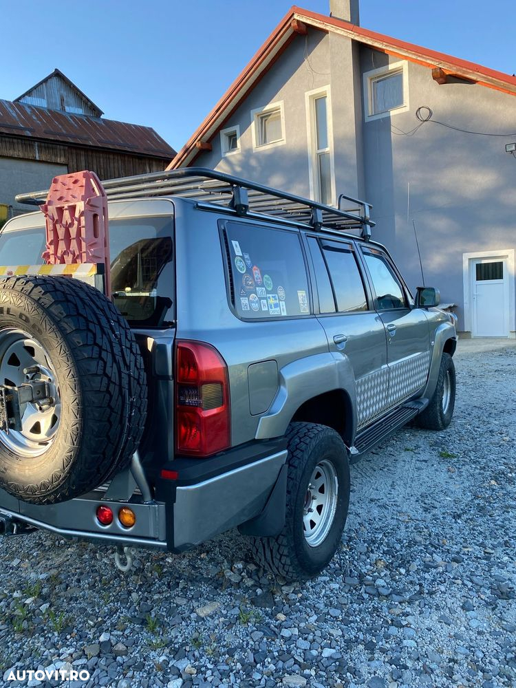 Nissan Patrol 3.0 TDI Aut Elegance - 11