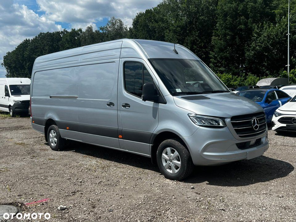 Mercedes-Benz Sprinter - 2