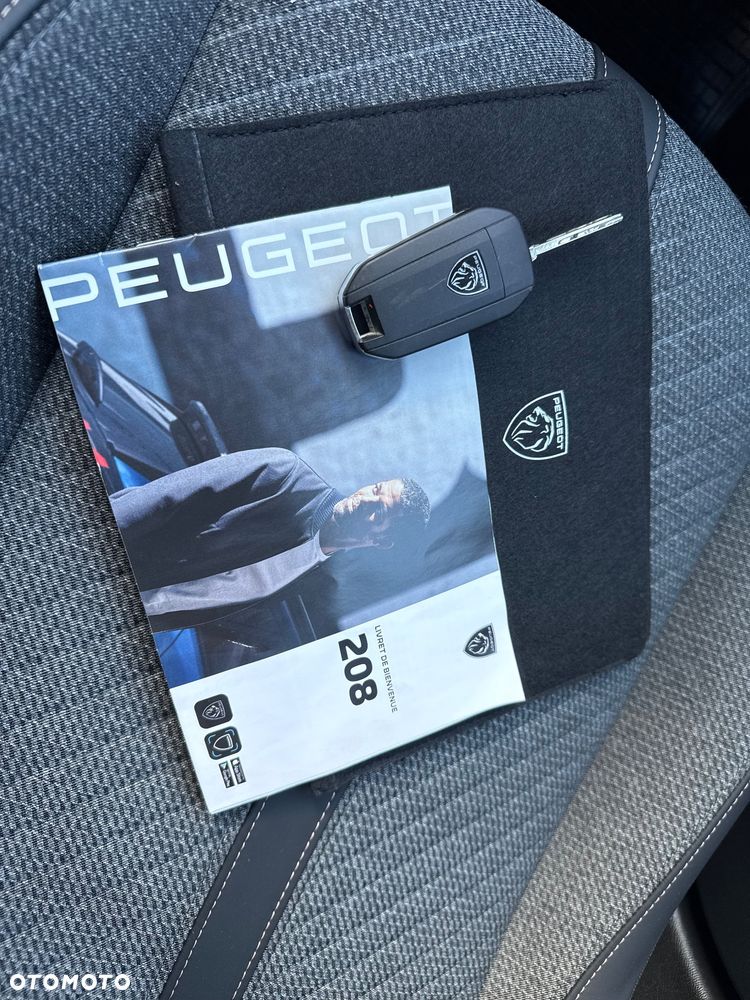 Peugeot 208 PureTech 100 Business - 19