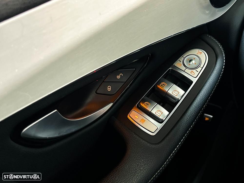 Mercedes-Benz GLC 300 e 4Matic 9G-TRONIC Edition AMG Line - 46