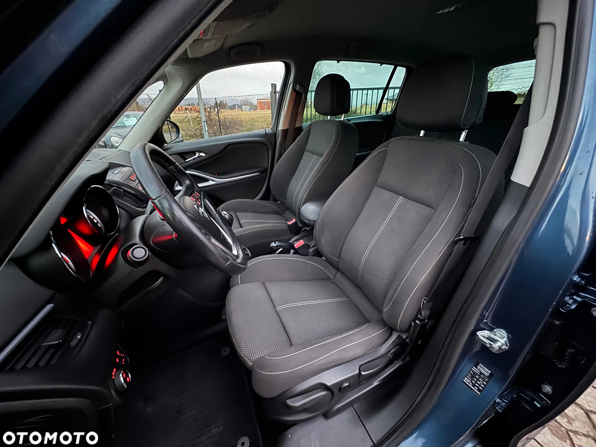 Opel Zafira Tourer 2.0 CDTI Edition - 19