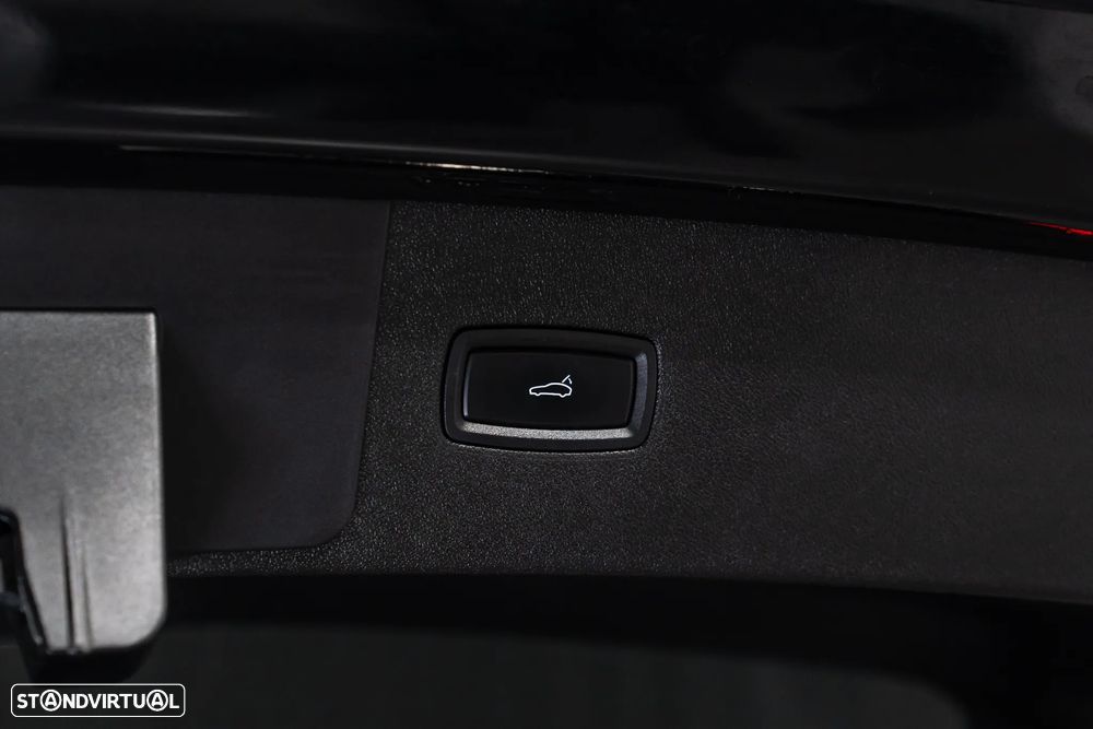 Porsche Cayenne Platinum Edition - 58