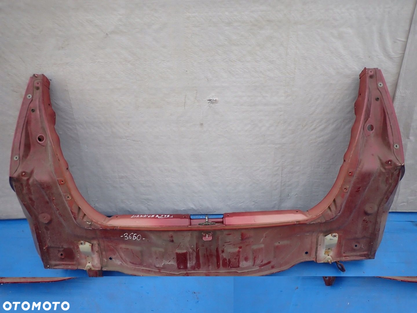 SUZUKI LIANA 01-07 PAS TYLNY - 4