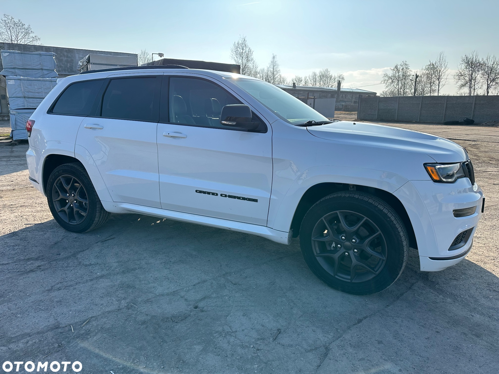Jeep Grand Cherokee - 9