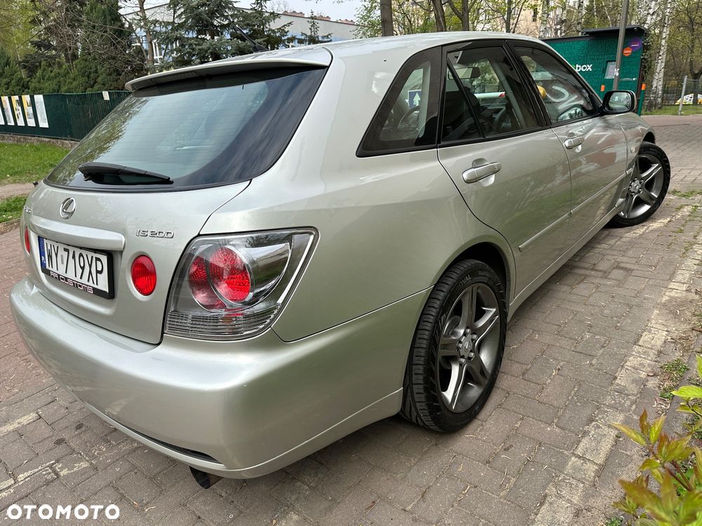 Lexus IS 200 SC Prestige - 7