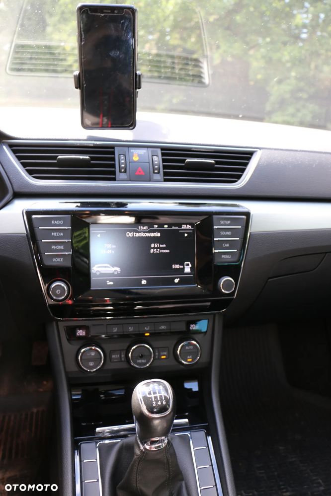 Skoda Superb 2.0 TDI Style - 17