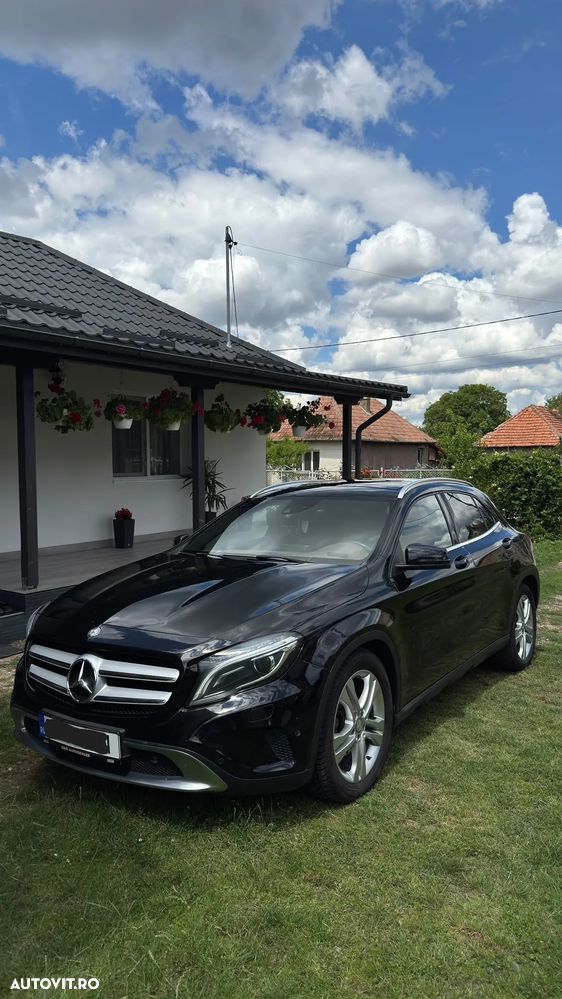 Mercedes-Benz GLA 220 CDI 4MATIC 7G-DCT - 1
