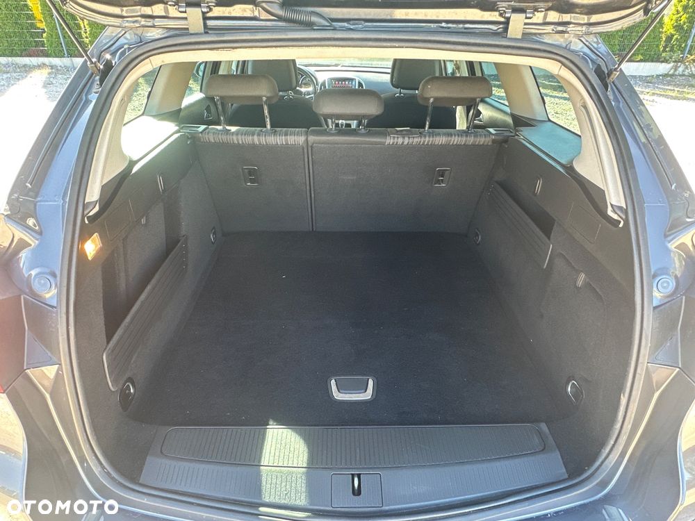 Opel Astra 1.4 Turbo Cosmo - 12