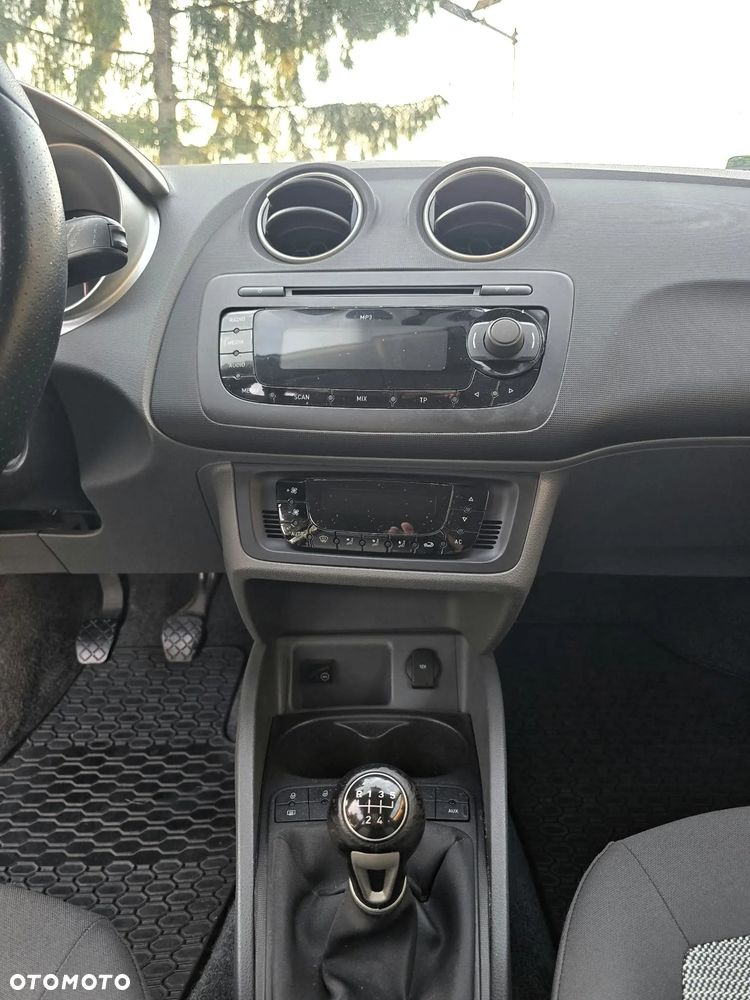 Seat Ibiza SC 1.6 16V Sport - 17