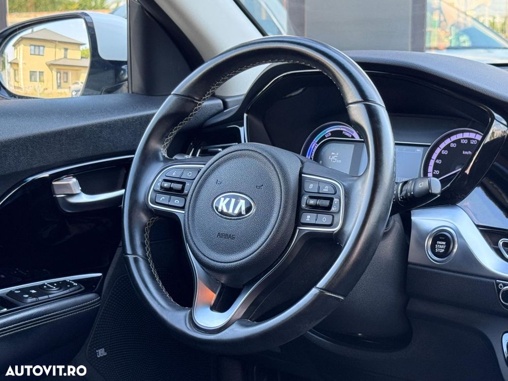 Kia Niro - 12