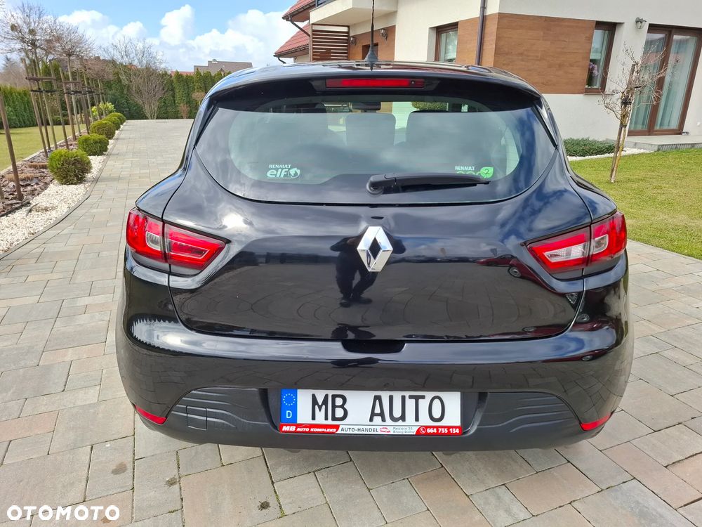 Renault Clio - 18