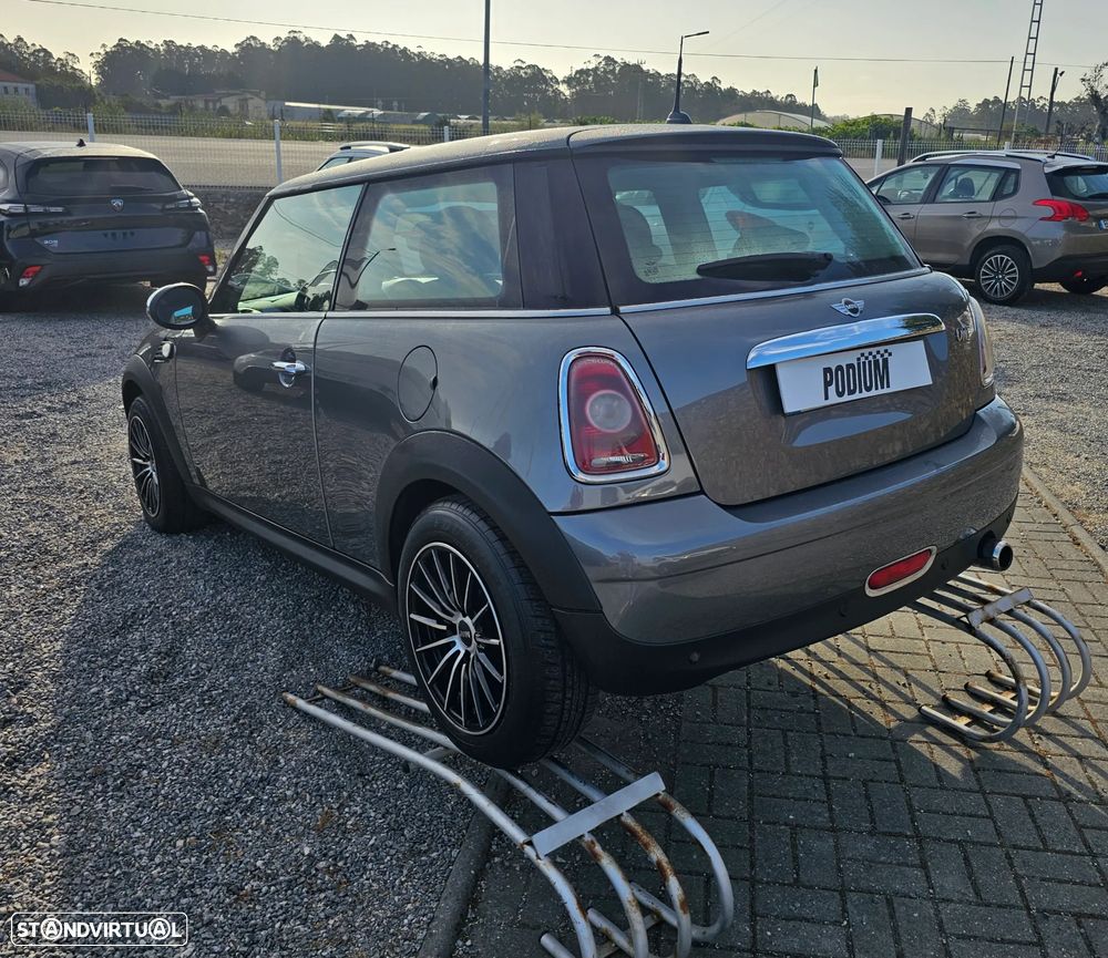 MINI 3 Portas One - 9