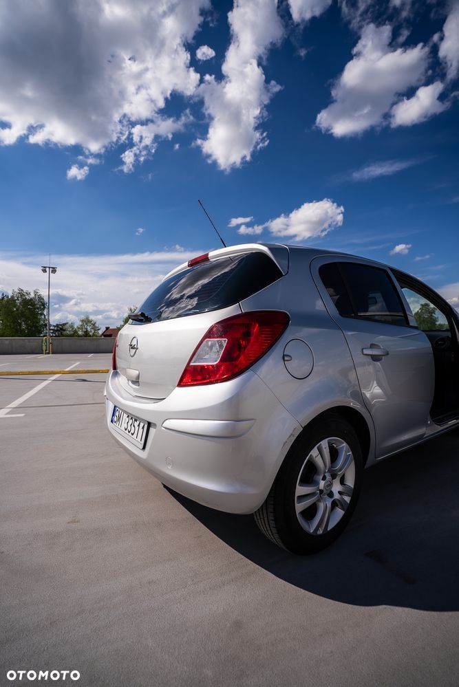 Opel Corsa 1.2 16V - 21