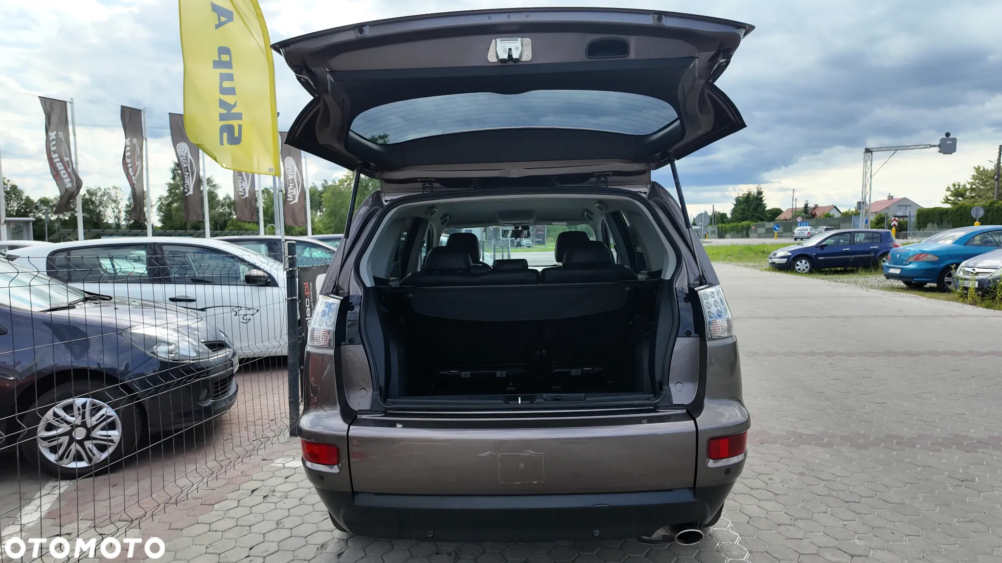 Mitsubishi Outlander 2.0 2WD - 40