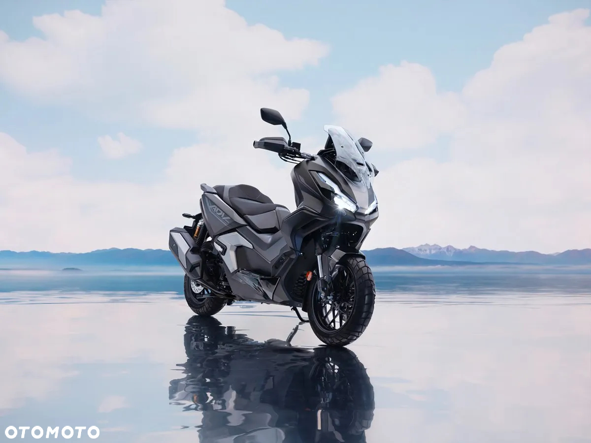 Honda ADV350 - 10