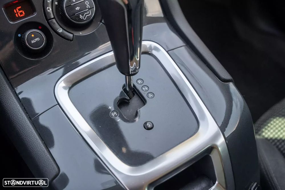 Peugeot 5008 1.6 E-HDi 7L SE Style 2-Tronic - 13