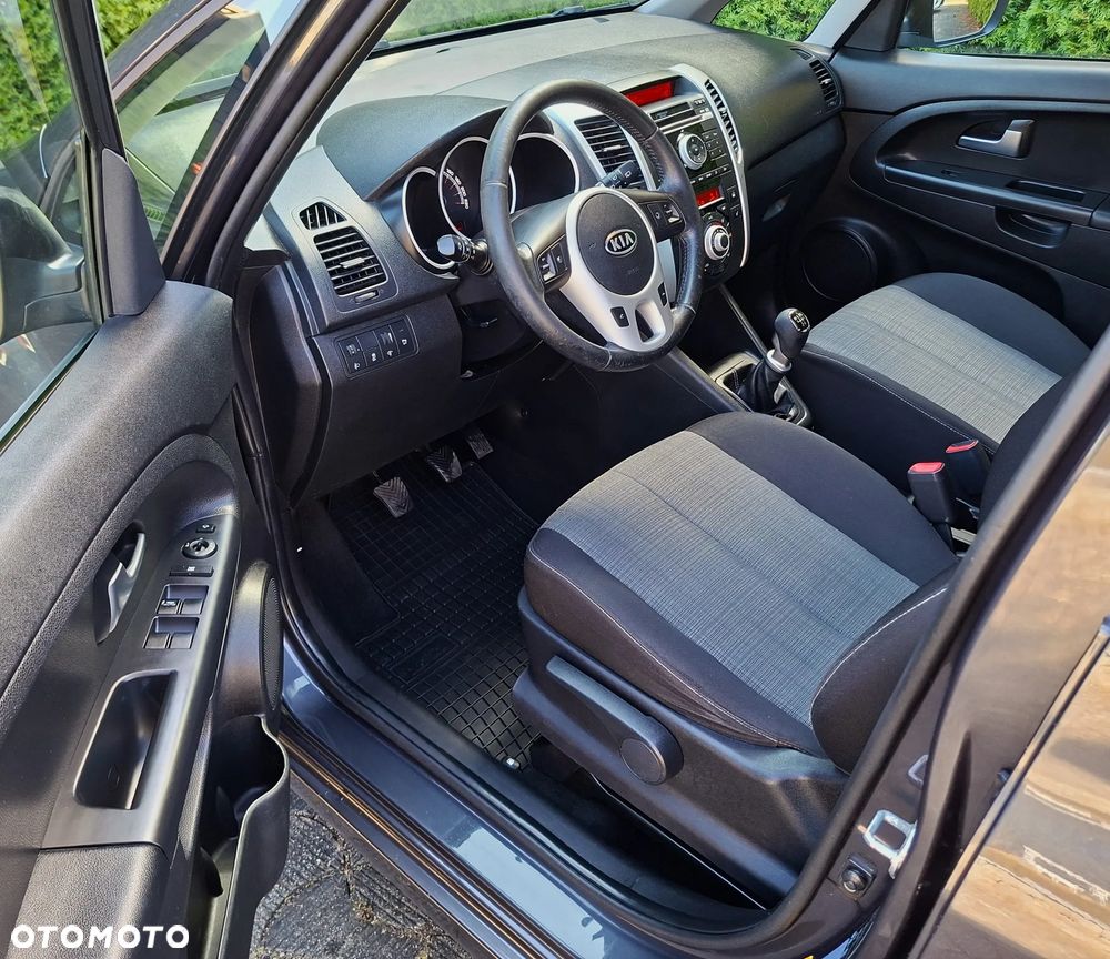 Kia Venga 1.4 CVVT Spirit - 5