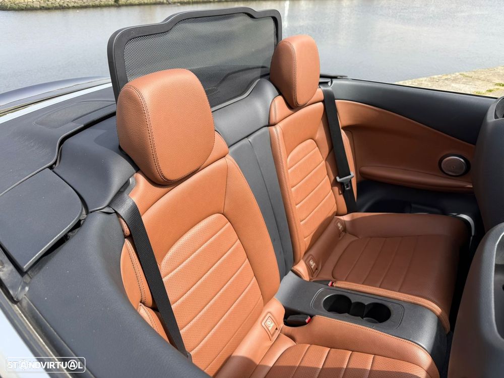 Mercedes-Benz C 200 Cabrio 4Matic 9G-Tronic AMG Line - 19