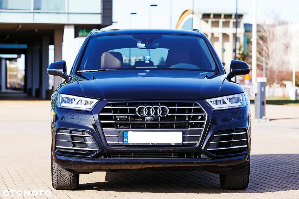 Audi Q5 55 TFSIe quattro S tronic S line - 4
