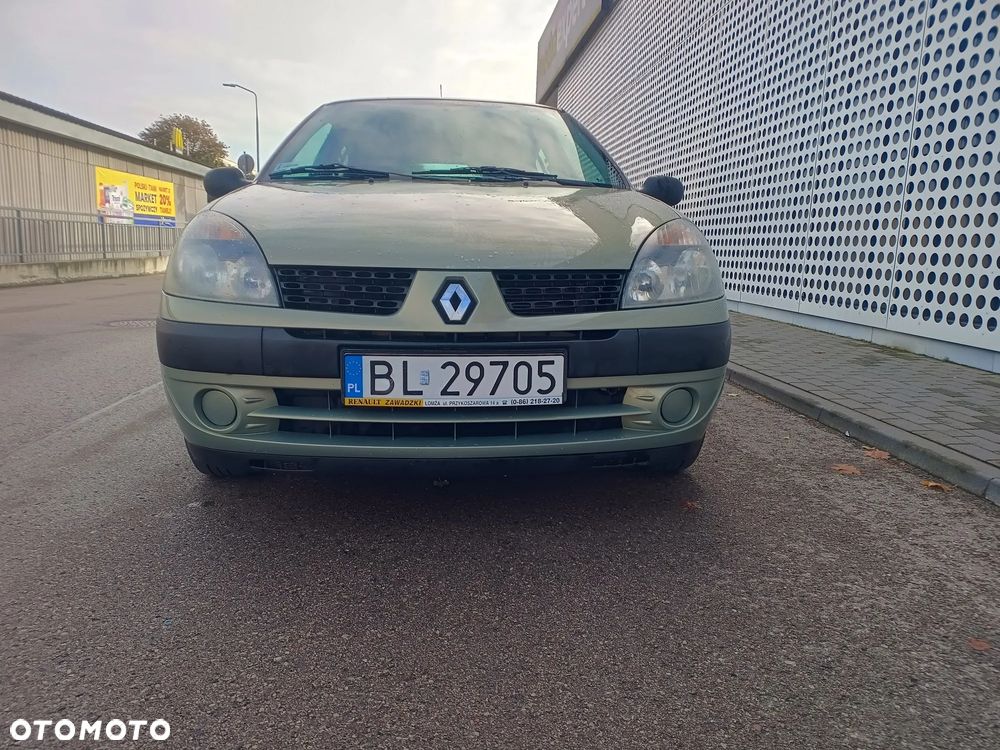 Renault Clio 1.2 16V Alize - 2