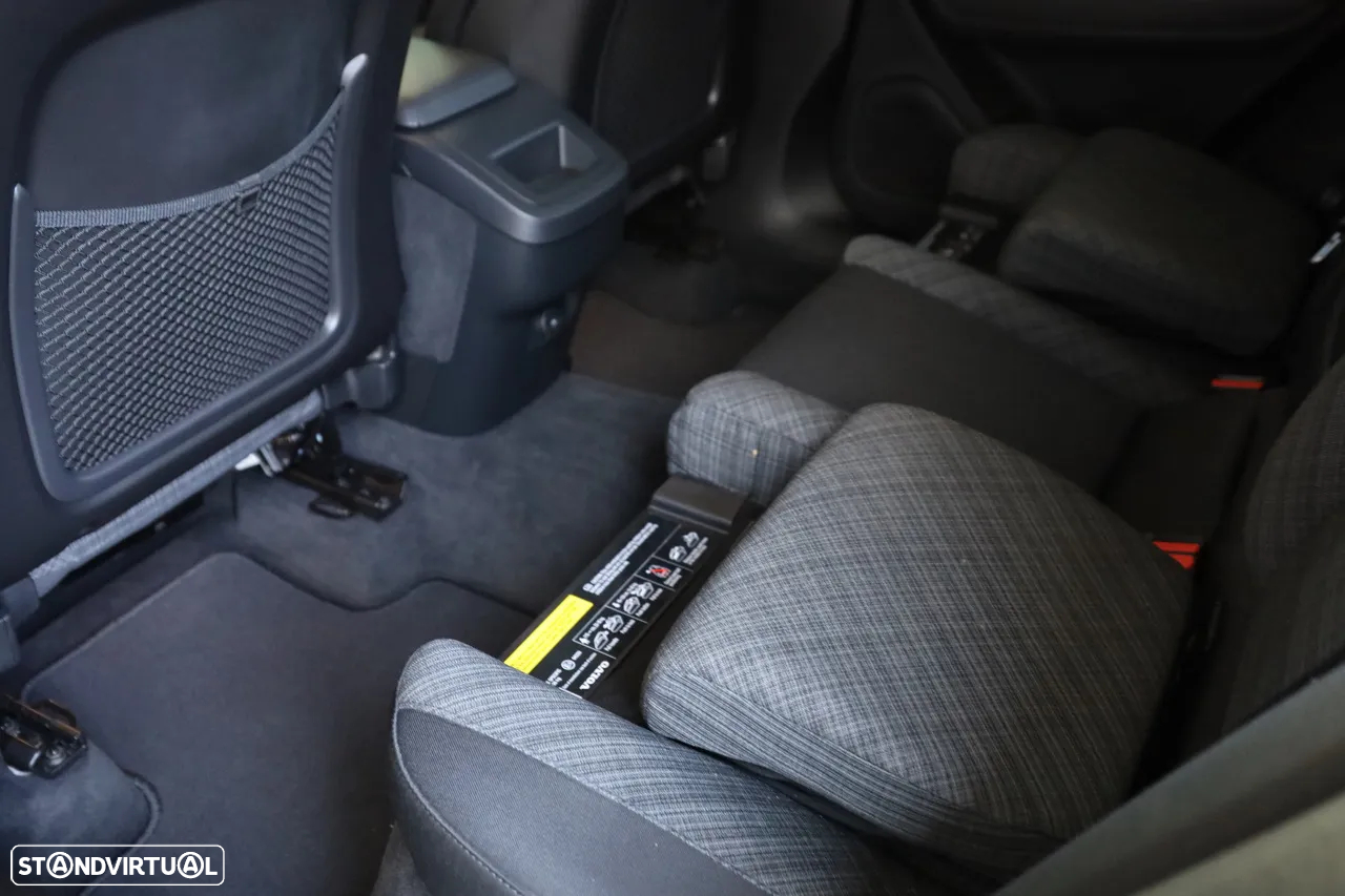 Volvo XC 60 2.0 B4 Core - 12