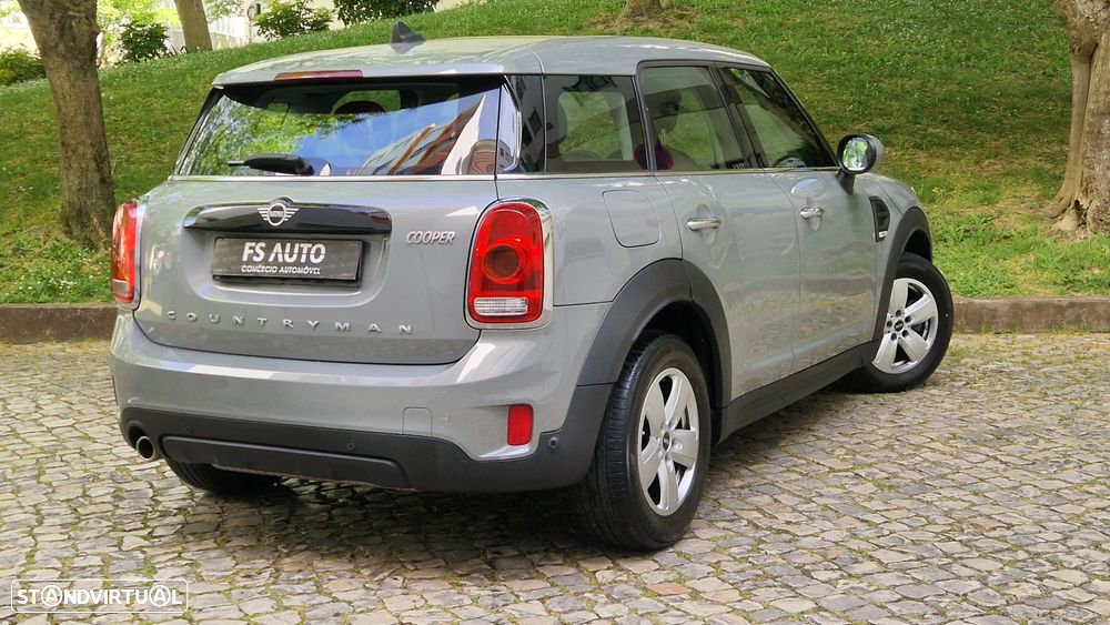 MINI Countryman Cooper Essential - 10