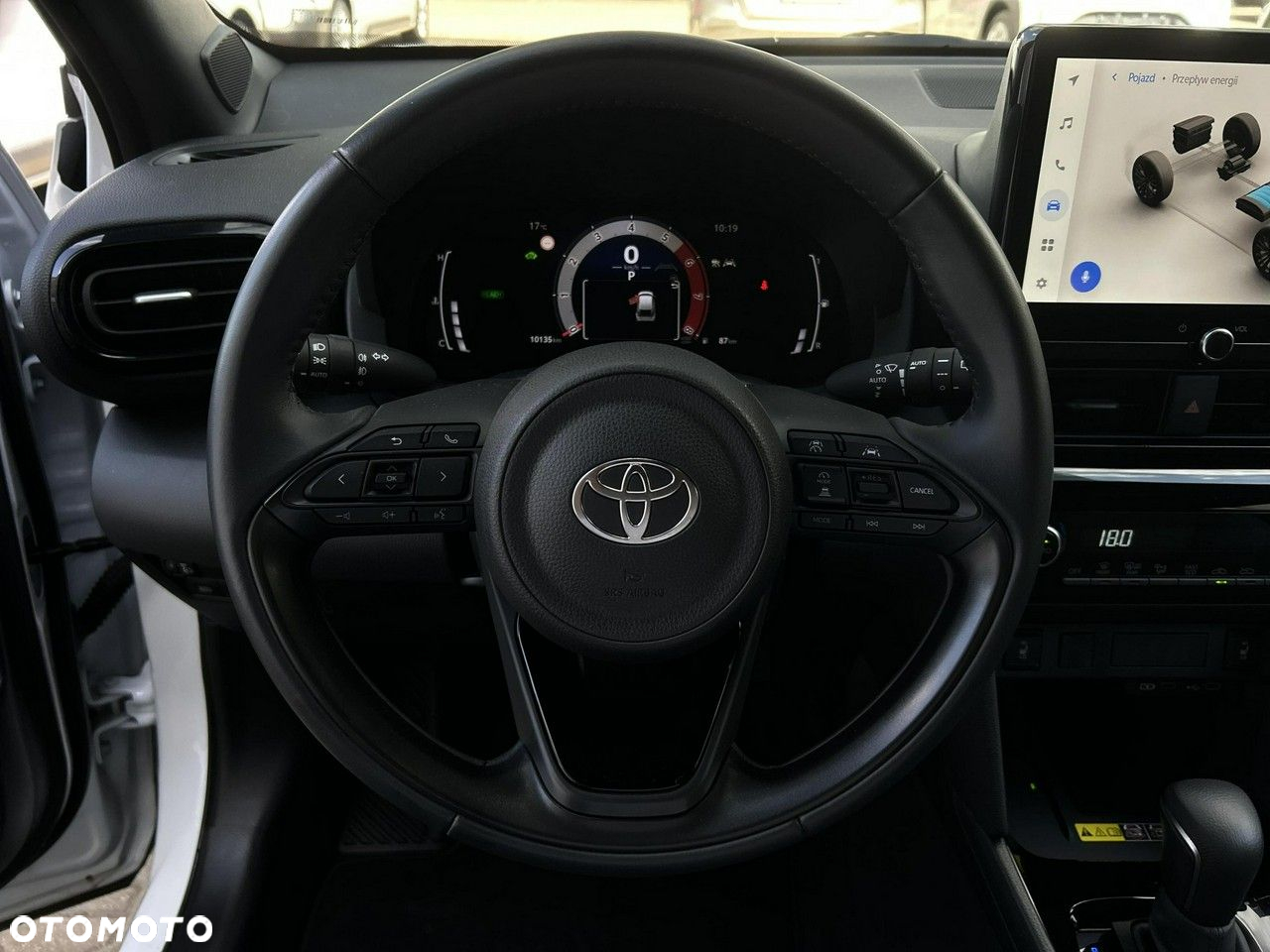 Toyota Yaris Cross - 19