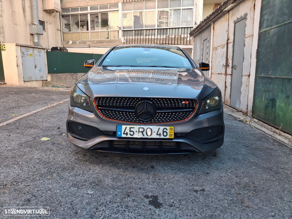 Mercedes-Benz 200 - 7