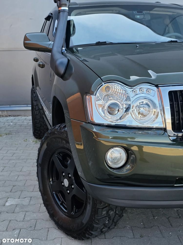 Jeep Grand Cherokee 5.7 4x4 Overland - 25