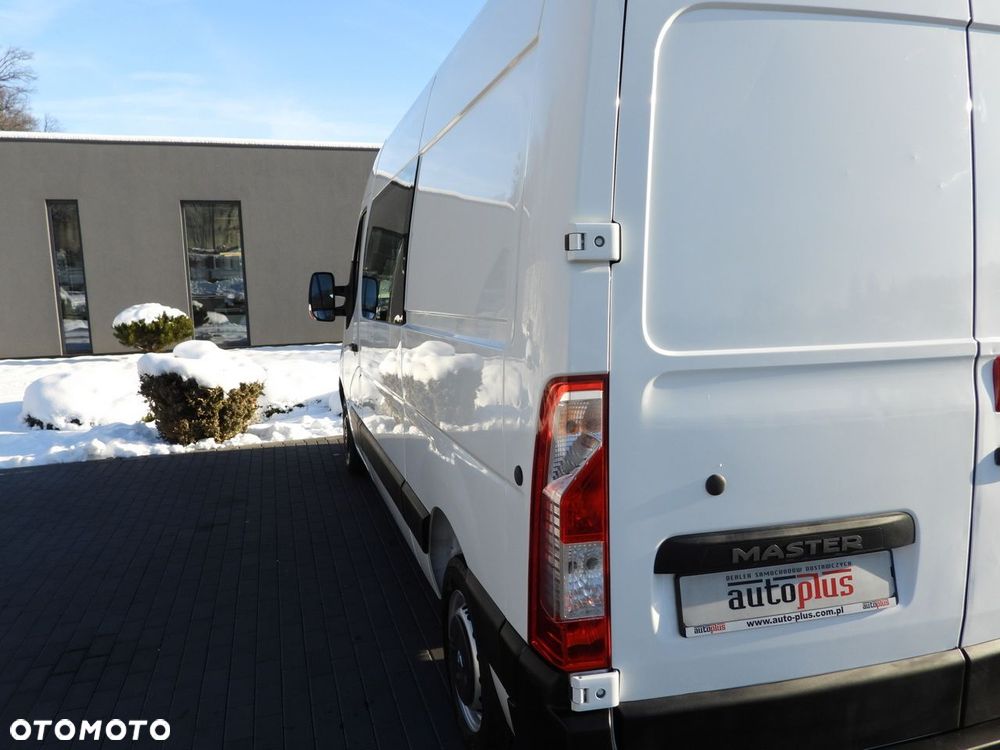 Renault MASTER FURGON BRYGADÓWKA 7 MIEJSC TEMPOMAT KLIMATYZACJA  110KM - 17