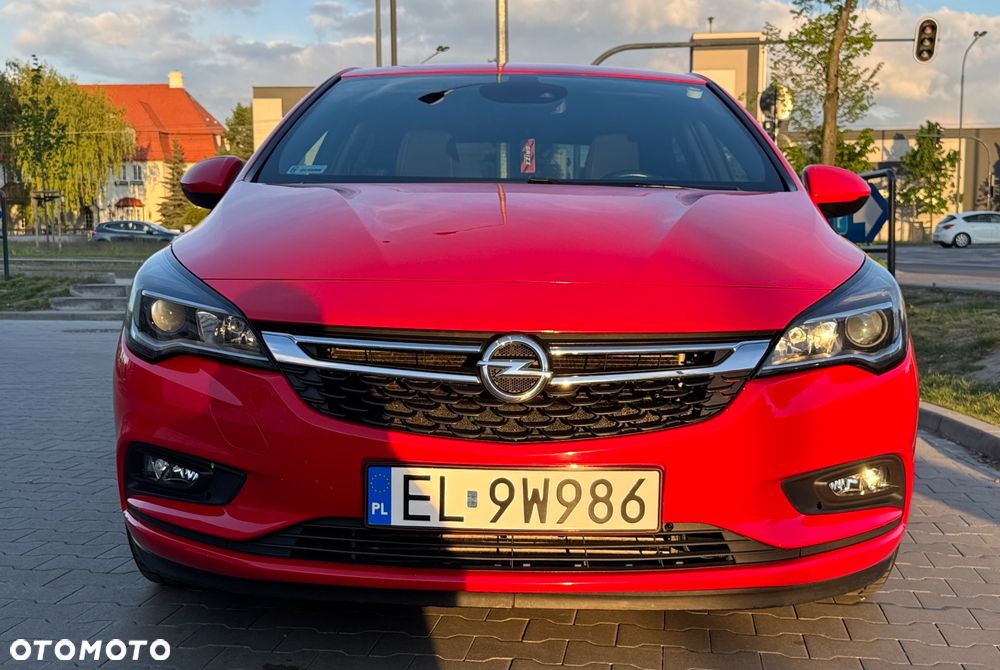 Opel Astra 1.4 T Dynamic S&S - 8