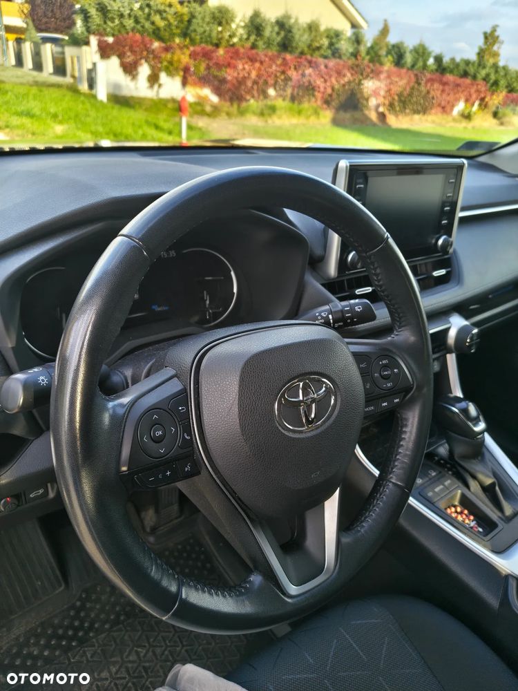 Toyota RAV4 - 4