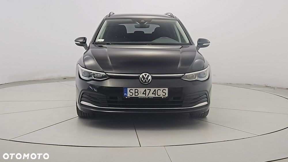 Volkswagen Golf - 8