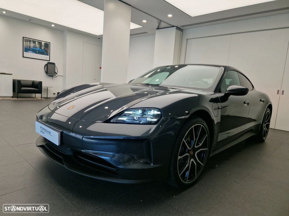 Porsche Taycan Standard - 1