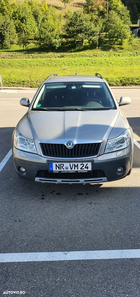 Skoda Octavia Combi 2.0 TDI DPF Ambient 4x4 - 1